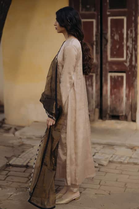 Shop_KAJAL AGRAWAL_Beige Silk, Tissue Embroidery Round Neck Oyster Handwoven Anarkali Set _Online_at_Aza_Fashions