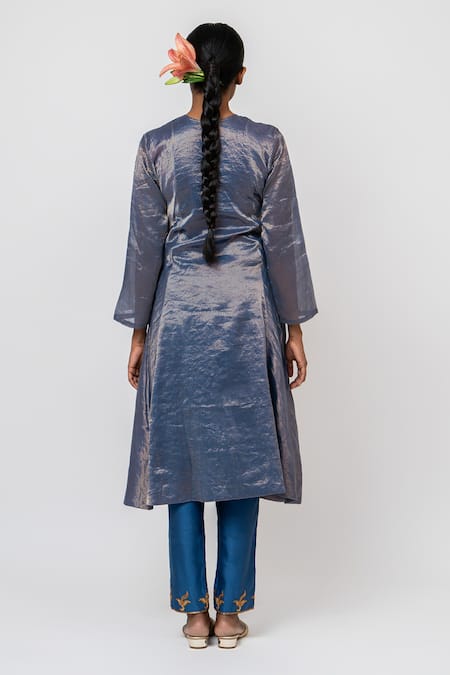 KAJAL AGRAWAL Water Lily Handwoven Kurta Set 