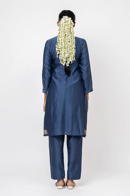 KAJAL AGRAWAL Midnight Stars Handwoven Kurta Set 