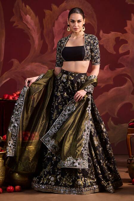 Lashkaraa_Black Brocade Sequins, Zari Round Neck Embroidered Lehenga Set_Online_at_Aza_Fashions