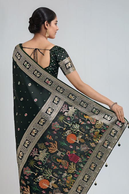 Samyukta Singhania Green Embroidery, Zari V-neck Dark Woven Banarasi Saree With Blouse at Aza Fashions Samyukta Singhania_Green Embroidery, Zari V-neck Dark Woven Banarasi Saree With Blouse _at_Aza_Fashions