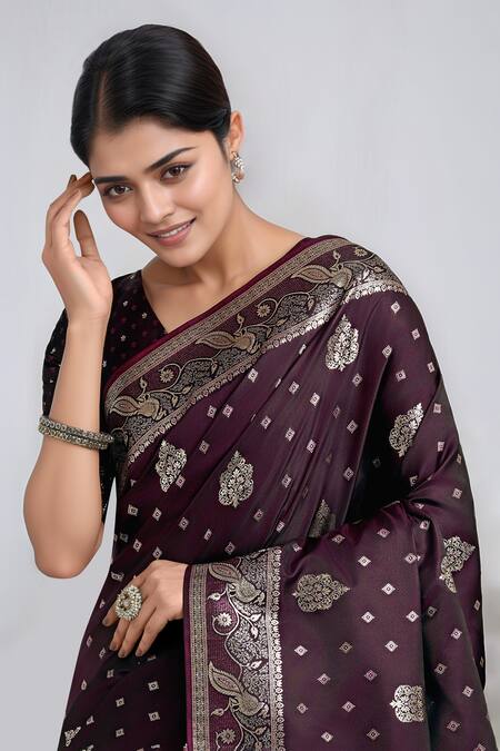 Buy_Samyukta Singhania_Wine Zari V-neck Banarasi Satin Silk Saree With Blouse 
