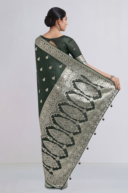 Samyukta Singhania Dark Green Zari Woven Banarasi Saree With Blouse 