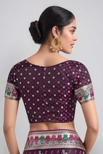 Shop Khwaab By Sanjana Lakhani Wine Embroidery, Zari V-neck Woven Banarasi Saree With Blouse Shop_Khwaab By Sanjana Lakhani_Wine Embroidery, Zari V-neck Woven Banarasi Saree With Blouse