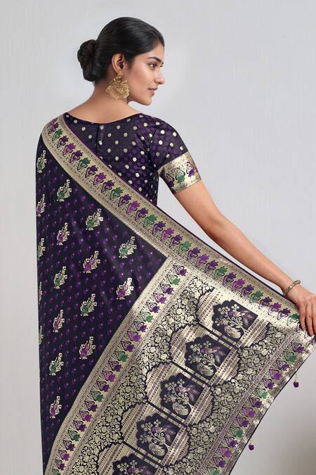 Buy_Samyukta Singhania_Purple Embroidery, Zari V-neck Woven Banarasi Saree With Blouse _Online_at_Aza_Fashions