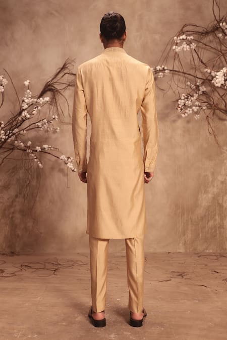 Label Niti Bothra Nazakat Ivory Applique Yoke Kurta Set 