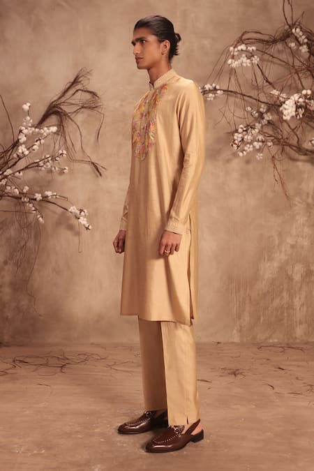 Buy_Label Niti Bothra_Ivory Chanderi Silk Applique Nazakat Yoke Kurta Set _Online_at_Aza_Fashions