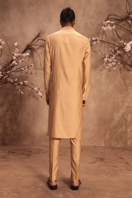 Label Niti Bothra Nazakat Ivory Applique Buti Kurta Set 