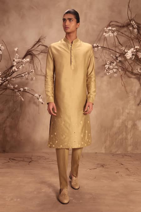 Label Niti Bothra Green Chanderi Silk Embroidery, Mirrors, Zari Nazakat Light Butti Kurta Set