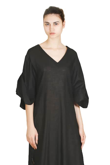 Buy Samant Chauhan Black Cotton V-neck Noir Thread Dress Online at Aza Fashions Buy_Samant Chauhan_Black Cotton V-neck Noir Thread Dress _Online_at_Aza_Fashions