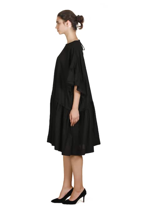 Samant Chauhan_Black Cotton Round Neck Syntax Dress _Online_at_Aza_Fashions
