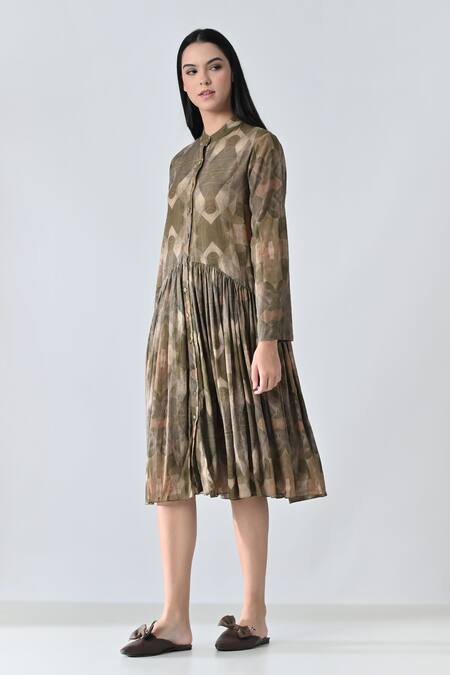 Samant Chauhan_Brown Cotton Collared Dusty Bloom Dress _Online_at_Aza_Fashions