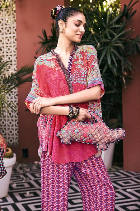 Buy_Saundh_Pink Zari, Sequins The Tinga Metallic Embroidered Top And Pant Set _Online_at_Aza_Fashions