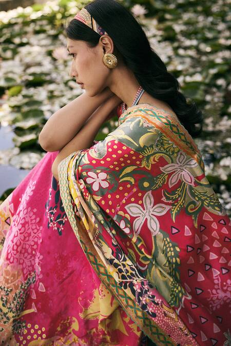 Saundh Pink Crepe Tassels The Ashwini Printed Saree With Unstitched Blouse Piece Online at Aza Fashions Saundh_Pink Crepe Tassels The Ashwini Printed Saree With Unstitched Blouse Piece_Online_at_Aza_Fashions