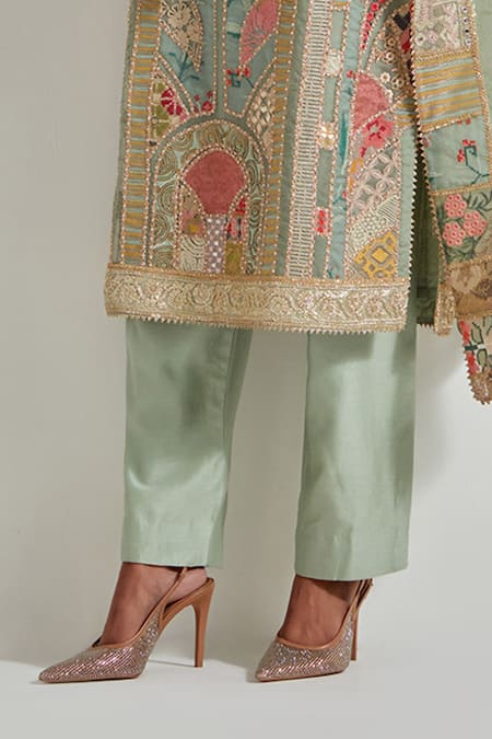 Buy_Kavita Bhartia_Green Chanderi Silk, Organza Embroidery Round Neck Patch Work Kurta Set _Online_at_Aza_Fashions