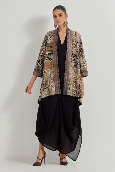 Kavita Bhartia Black V-, Round Crinkle Georgette Dress And Jacket