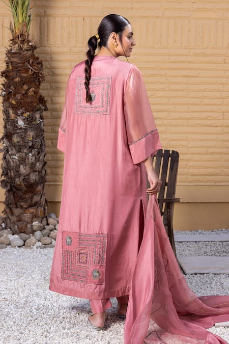 Janki India Pink Silk Kaftan Set 