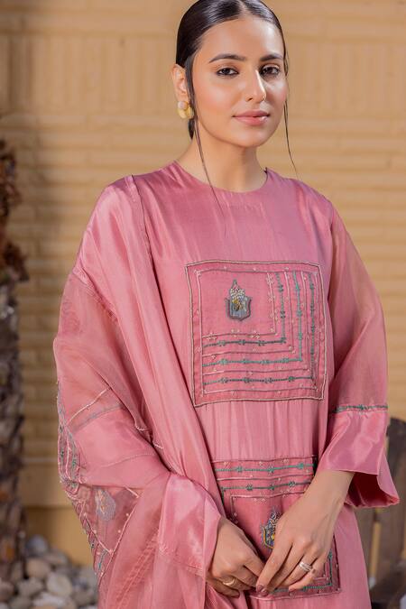 Buy_Janki India_Pink Dupion Embroidery Round Neck Silk Kaftan Set _Online_at_Aza_Fashions