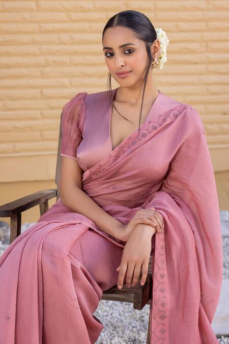 Janki India_Pink Chanderi Embroidery V-neck Saree With Blouse _Online_at_Aza_Fashions