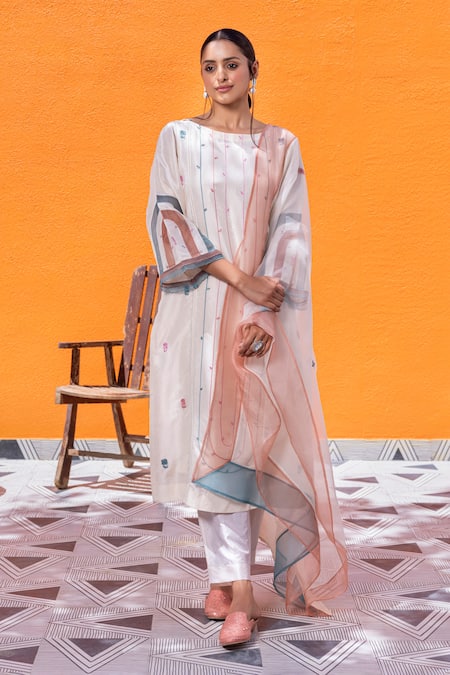 Buy_Janki India_Ivory Dupion Embroidery Round Neck Silk Kurta Set _Online_at_Aza_Fashions