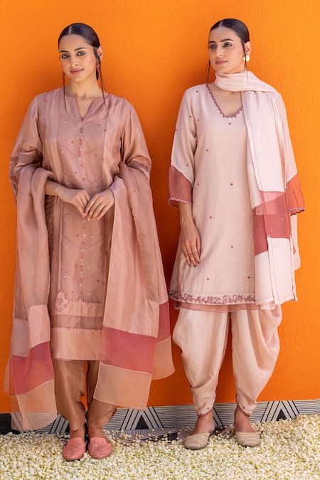 Buy_Janki India_Rose Gold Chanderi Embroidery Round Neck Silk Kurta Set 