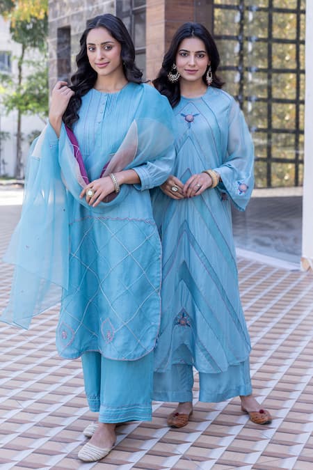 Buy_Janki India_Sky Blue Silk Embroidery Round Neck Chanderi Kurta Set 