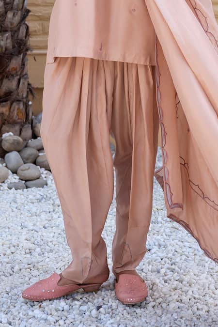 Buy_Janki India_Rose Gold Satin, Silk Embroidery Round Neck Chanderi Kurta Set _Online_at_Aza_Fashions