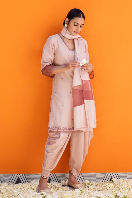 Buy_Janki India_Rose Gold Satin Embroidery V-neck Kurta And Dhoti Pant Set 
