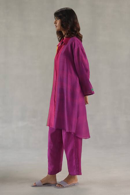 Roza_Purple Chanderi, Silk Collared Dune Colorblock Kurta And Pant Set _Online_at_Aza_Fashions