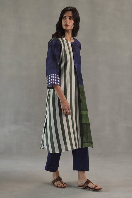 Roza Blue Chanderi, Silk Round Neck Amour Printed Kurta And Pant Set Online at Aza Fashions Roza_Blue Chanderi, Silk Round Neck Amour Printed Kurta And Pant Set _Online_at_Aza_Fashions