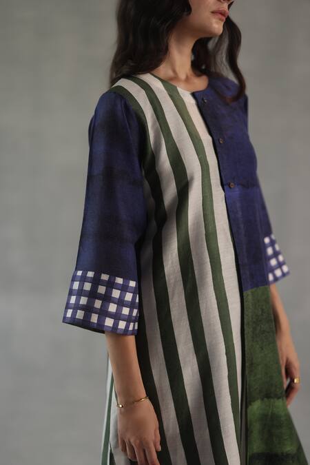 Buy_Roza_Blue Chanderi, Silk Round Neck Amour Printed Kurta And Pant Set _Online_at_Aza_Fashions