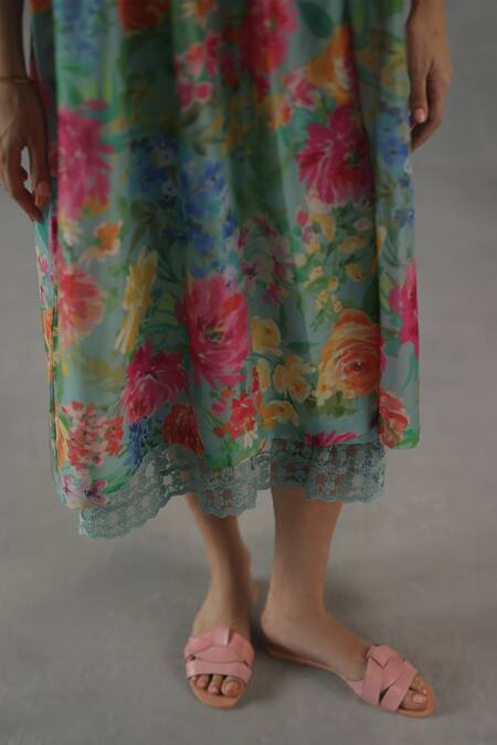 Roza Pink Chanderi, Muslin Split V-neck Sienna Floral Print Dress Online at Aza Fashions Roza_Pink Chanderi, Muslin Split V-neck Sienna Floral Print Dress _Online_at_Aza_Fashions