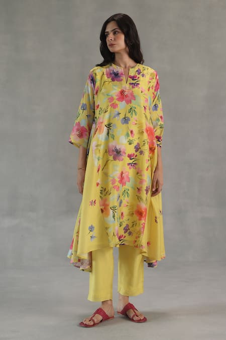 Roza Yellow Chanderi Split V-neck Buttercup Floral Print Kurta And Pant Set