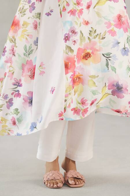 Shop Roza Ivory Chanderi Round Neck Buttercup Printed Kurta And Pant Set Online at Aza Fashions Shop_Roza_Ivory Chanderi Round Neck Buttercup Printed Kurta And Pant Set _Online_at_Aza_Fashions