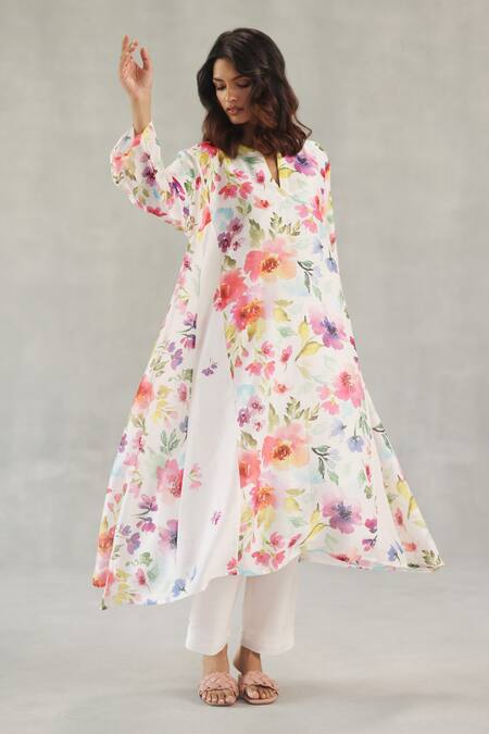 Roza Ivory Chanderi Round Neck Buttercup Printed Kurta And Pant Set at Aza Fashions Roza_Ivory Chanderi Round Neck Buttercup Printed Kurta And Pant Set _at_Aza_Fashions