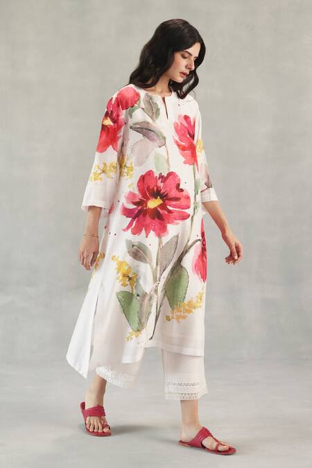 Roza_Ivory Chanderi Lace Round Neck Olivia Printed Kurta And Pant Set _at_Aza_Fashions