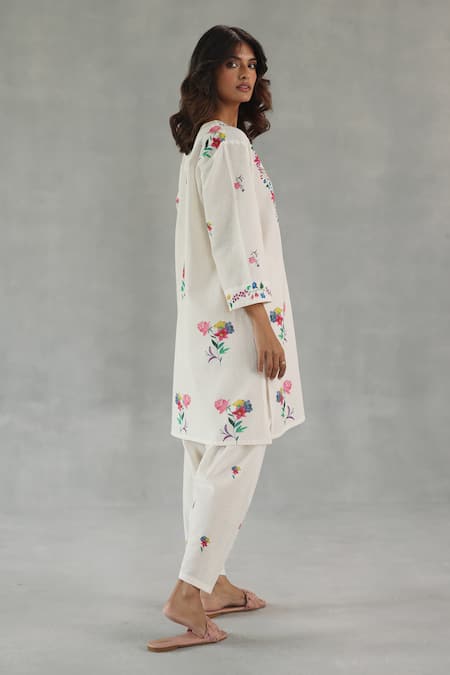 Roza_Ivory Linen Embroidery Split V-neck Jardin Tunic Pant Set _Online_at_Aza_Fashions