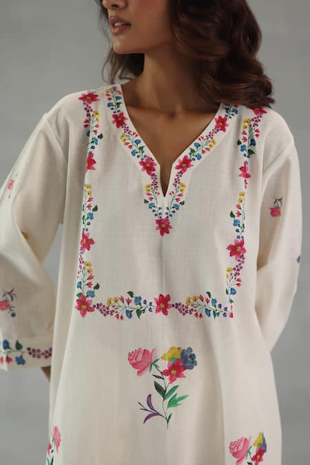 Shop_Roza_Ivory Linen Embroidery Split V-neck Jardin Tunic Pant Set _Online_at_Aza_Fashions