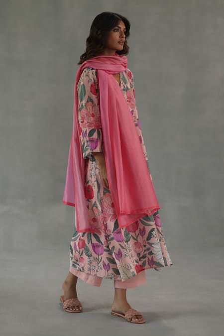 Buy_Roza_Pink Linen V-neck Roseate Printed Kurta And Pant Set _Online_at_Aza_Fashions