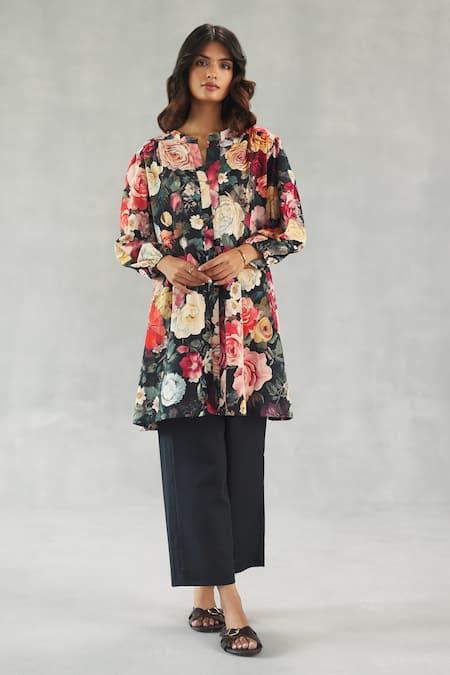 Roza Black Linen Round Neck Rose Dusk Print Kurta And Pant Set 
