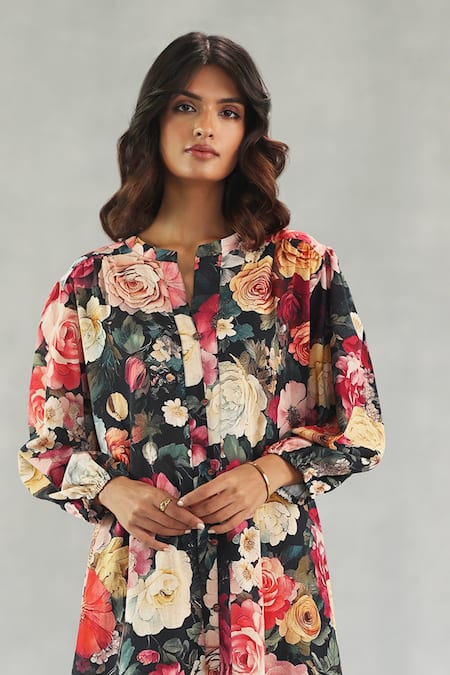 Buy Roza Black Linen Round Neck Rose Dusk Print Kurta And Pant Set Buy_Roza_Black Linen Round Neck Rose Dusk Print Kurta And Pant Set