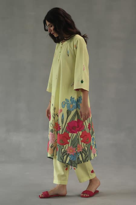 Buy_Roza_Yellow Linen Embroidery Round Neck Wildflower Printed Kurta And Pant Set _Online_at_Aza_Fashions