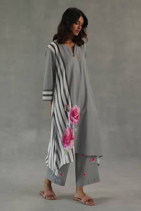 Roza_Gray Linen Embroidery Split V-neck Mirage Straight Kurta Set _Online_at_Aza_Fashions