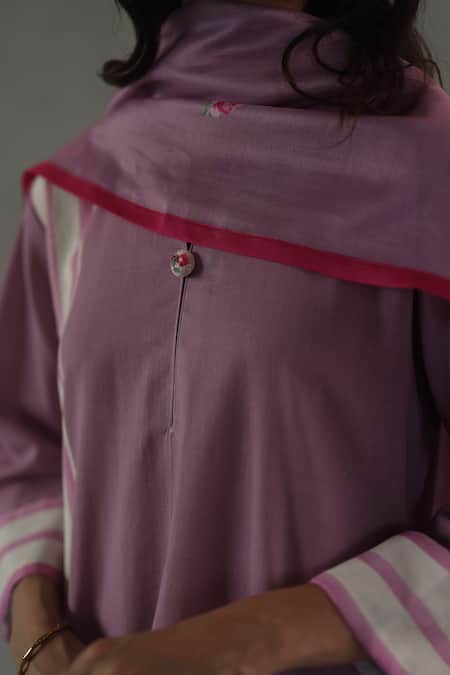 Roza_Pink Linen Embroidery Round Neck Mirage Straight Kurta Set _at_Aza_Fashions