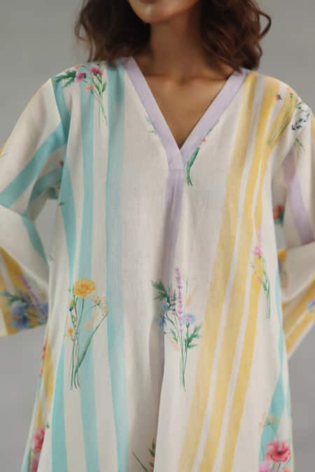 Buy_Roza_Ivory Linen Embroidery V-neck Dahlia Floral Print Kurta And Pant Set _Online_at_Aza_Fashions