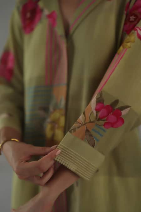 Shop_Roza_Green Linen Embroidery Split V-neck Luna Floral Print Kurta And Pant Set _Online_at_Aza_Fashions