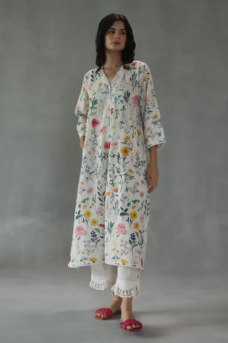 Roza Ivory Linen Embroidery, Lace Round Neck Wishflower Print Kurta And Pant Set 