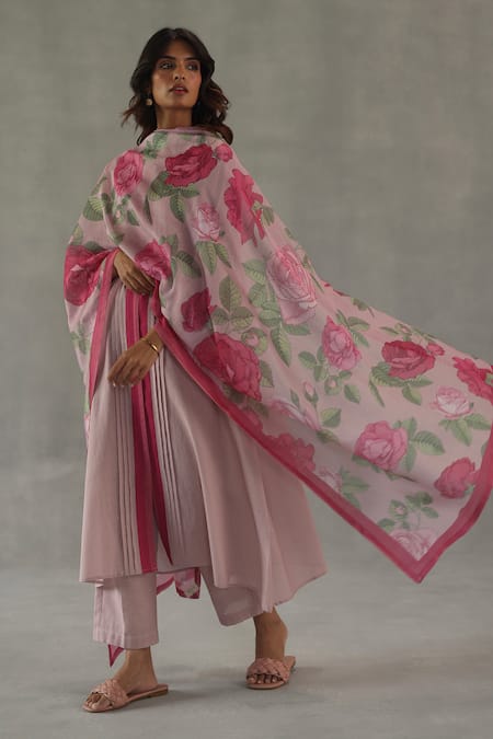 Shop_Roza_Pink Linen, Chanderi Round Neck Tuberose Printed Kurta Set _Online_at_Aza_Fashions