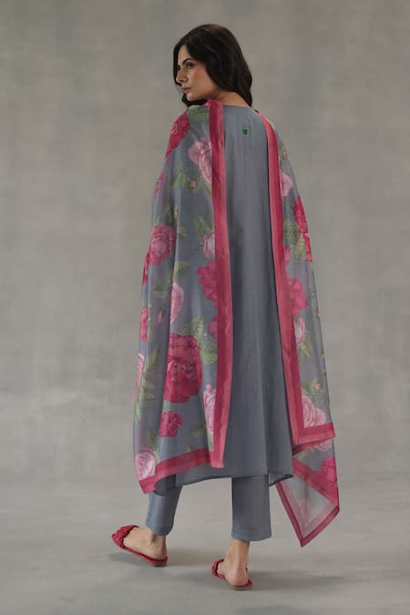 Roza Tuberose Straight Kurta Set 