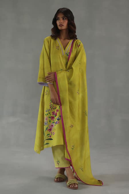 Roza_Yellow Viola Chanderi Floral Print Stole _Online_at_Aza_Fashions